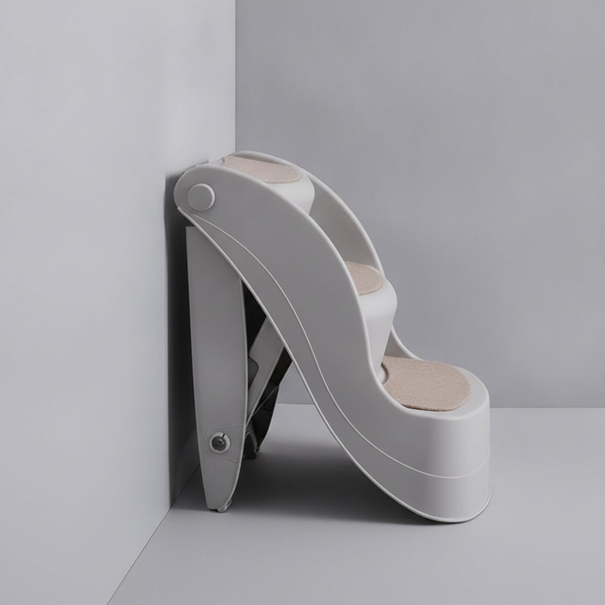 Three Step Pet Stairs with Non Slip Pads Lightweight PP Build N664941